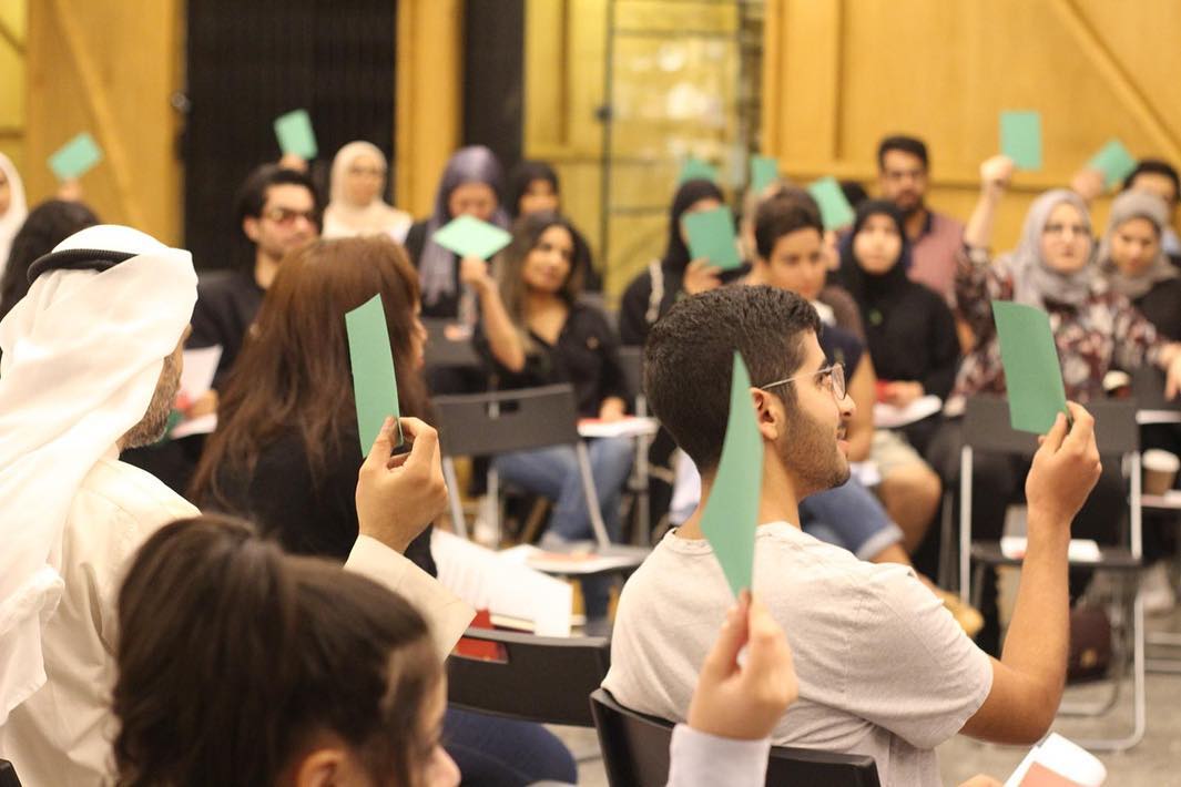 احدى الفعاليات التي أقامتها حملة "تقبل"، حيث يشارك الأفراد تجاربهم الشخصية في الصحة النفسية، 16 أكتوبر 2018. (الصورة من حساب "تقبل" في انستجرام)