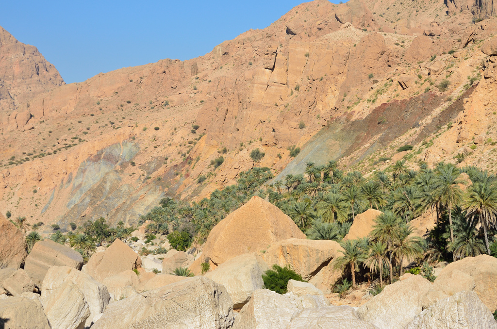 Mountains in Oman (Tristan Schmurr/Flickr)
