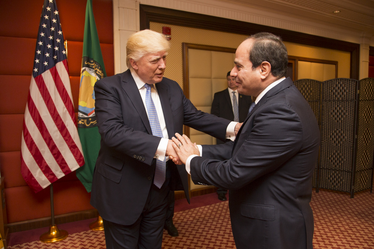 Donald_Trump_greets_the_President_of_Egypt_Abdel_Fattah_Al_Sisi