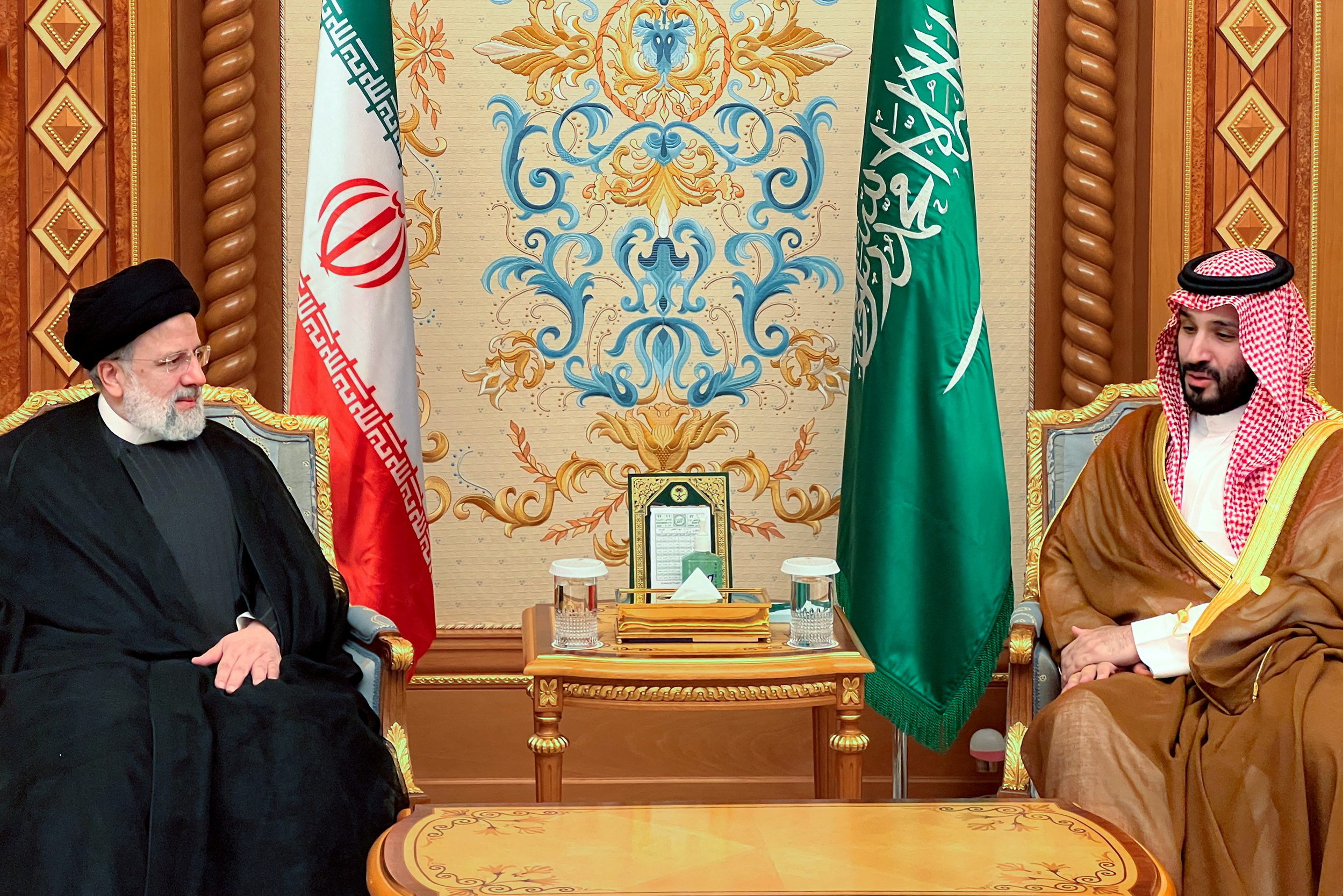 Iranian President Ebrahim Raisi meets with Saudi Crown Prince Mohammed bin Salman in Riyadh, Saudi Arabia, November 11, 2023. (Iran's Presidency/West Asia News Agency/Handout via REUTERS)