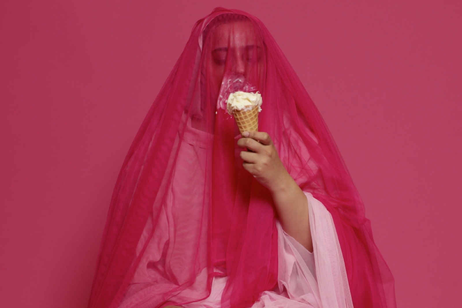 Contemporary Female Voices in the UAE Art Sphere_September 27 2022