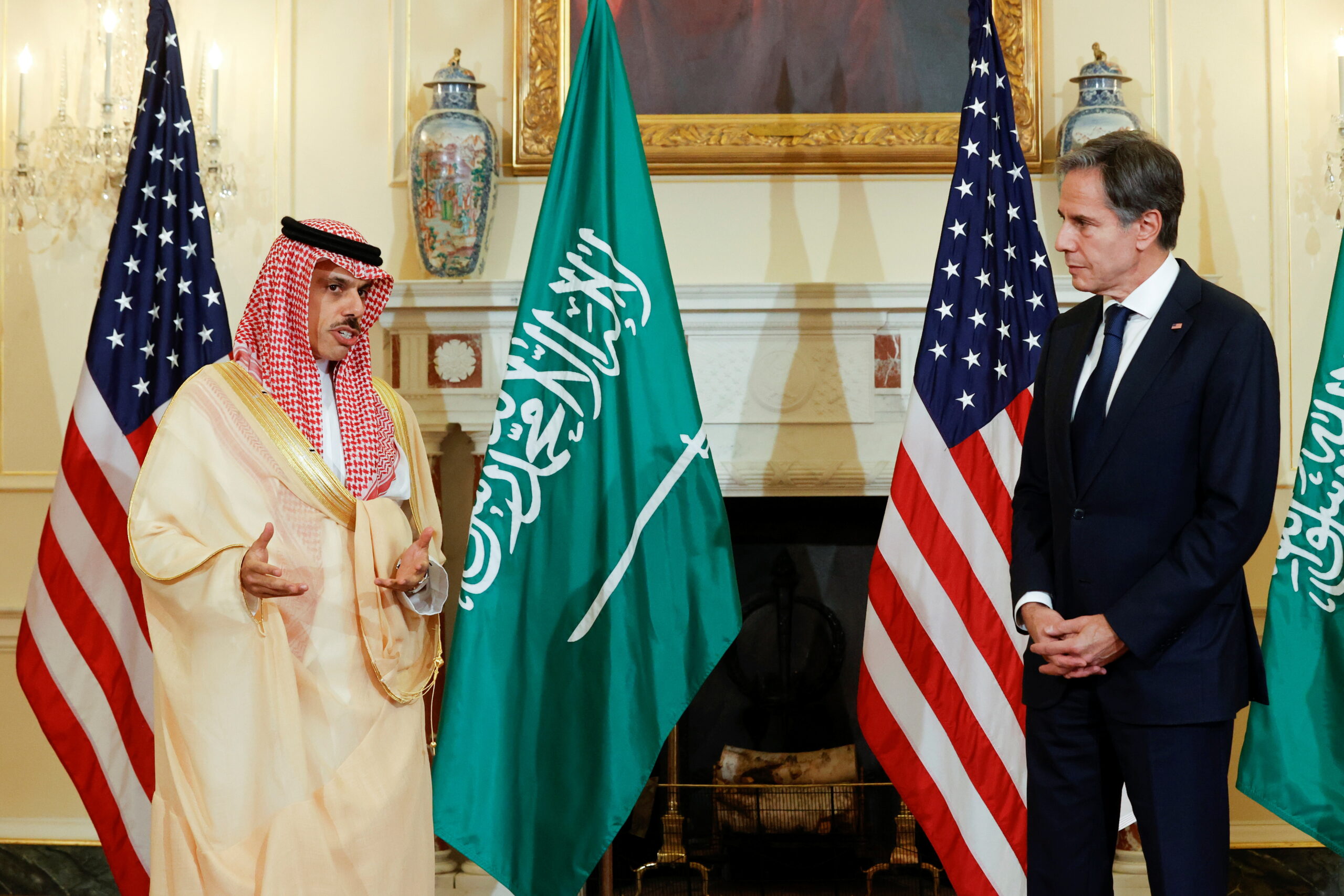 U.S. Secretary of State Antony Blinken, right, and Saudi Foreign Minister Faisal bin Farhan al-Saud deliver remarks to reporters before meeting at the State Department in Washington, DC, October 14, 2021. (REUTERS/Jonathan Ernst)