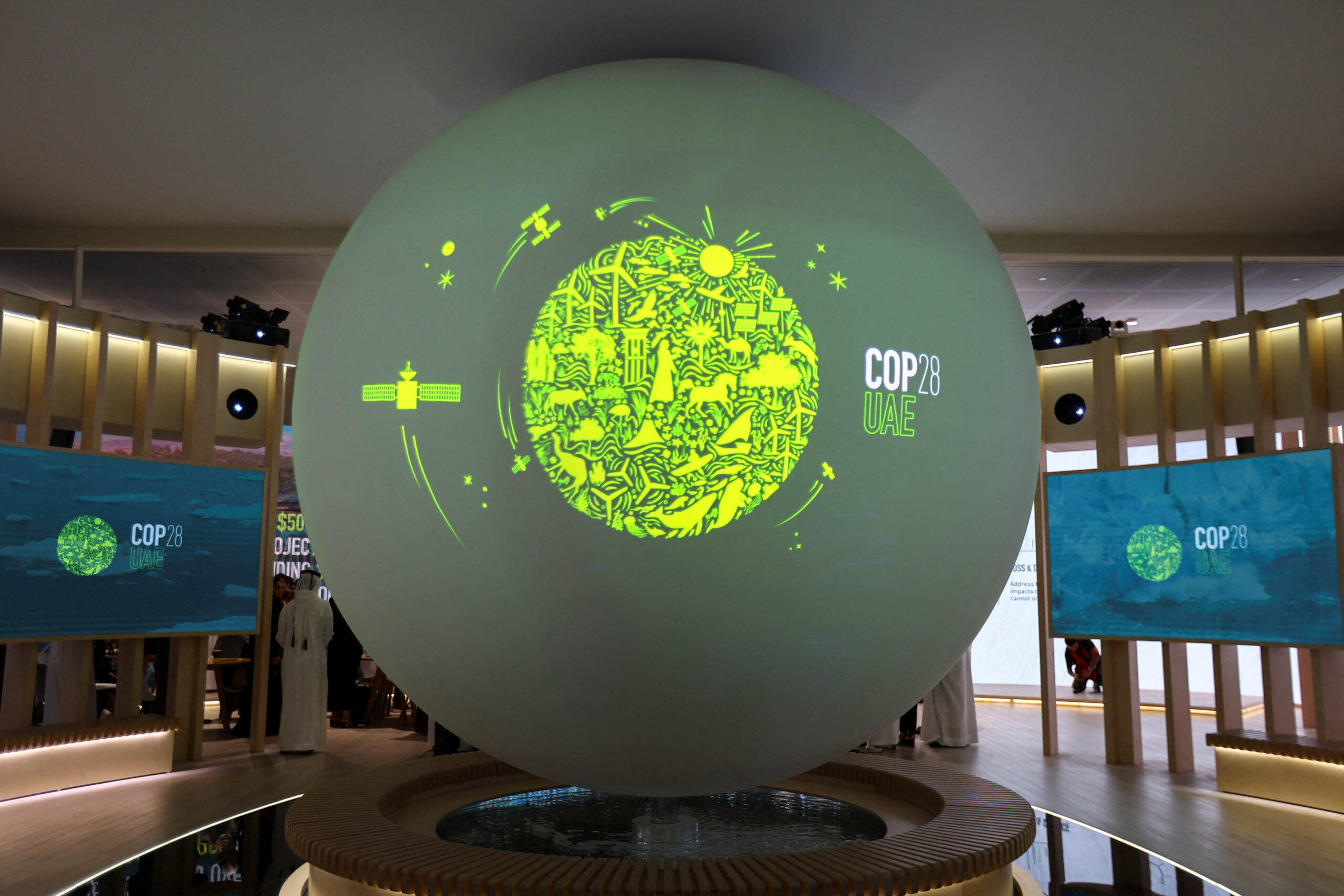 A view shows the “COP28 UAE” logo on a globe during Abu Dhabi Sustainability Week in Abu Dhabi, United Arab Emirates, January 17, 2023. (REUTERS/Rula Rouhana)