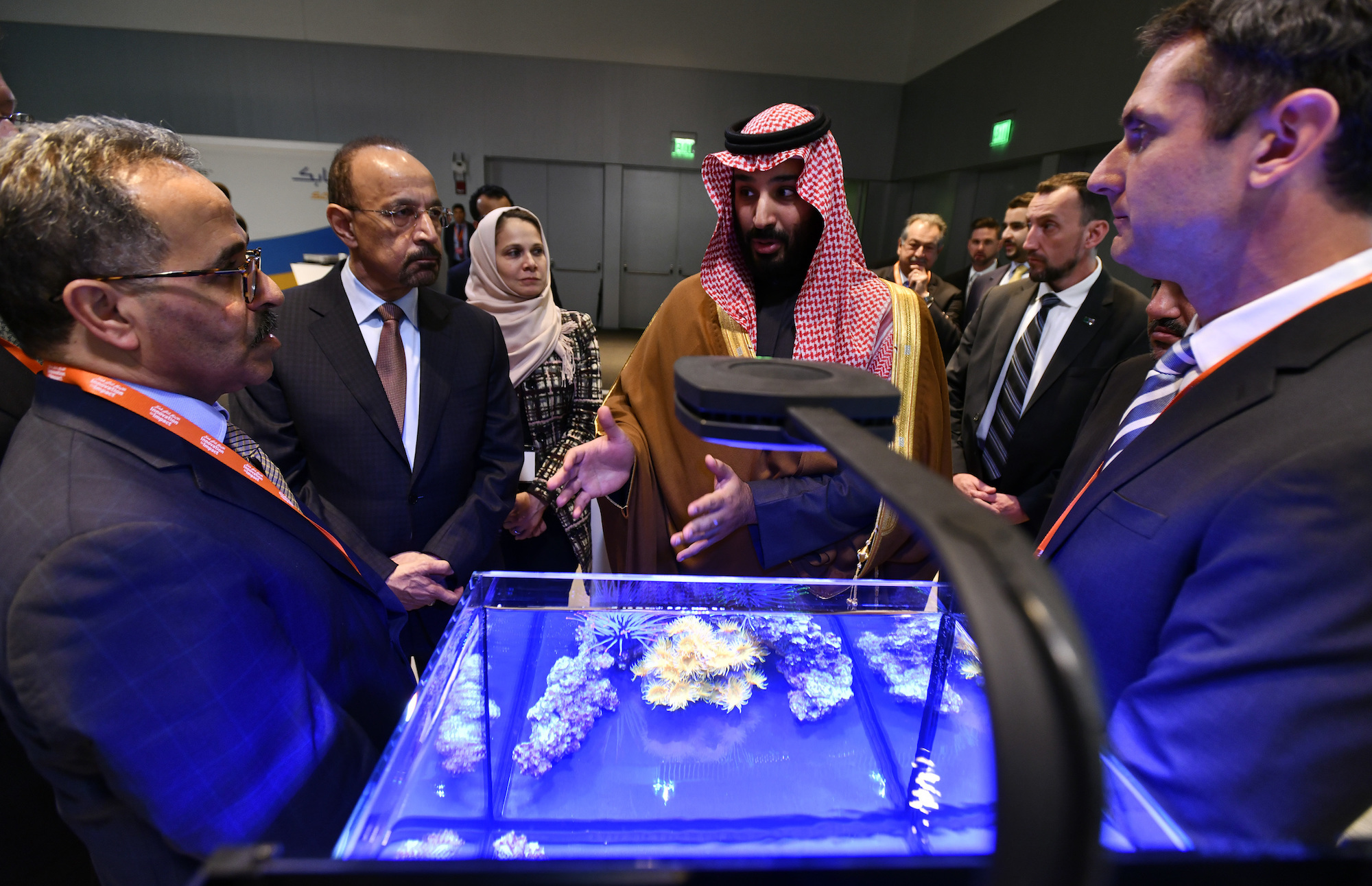 Saudi Crown Prince Mohammed bin Salman tours an innovation gallery of Saudi technology, including an exhibit by King Abdullah University of Science and Technology, during a visit to Massachusetts Institute of Technology, 2018 in Cambridge, Massachusetts, March 24. (Josh Reynolds/AP Images for KAUST)