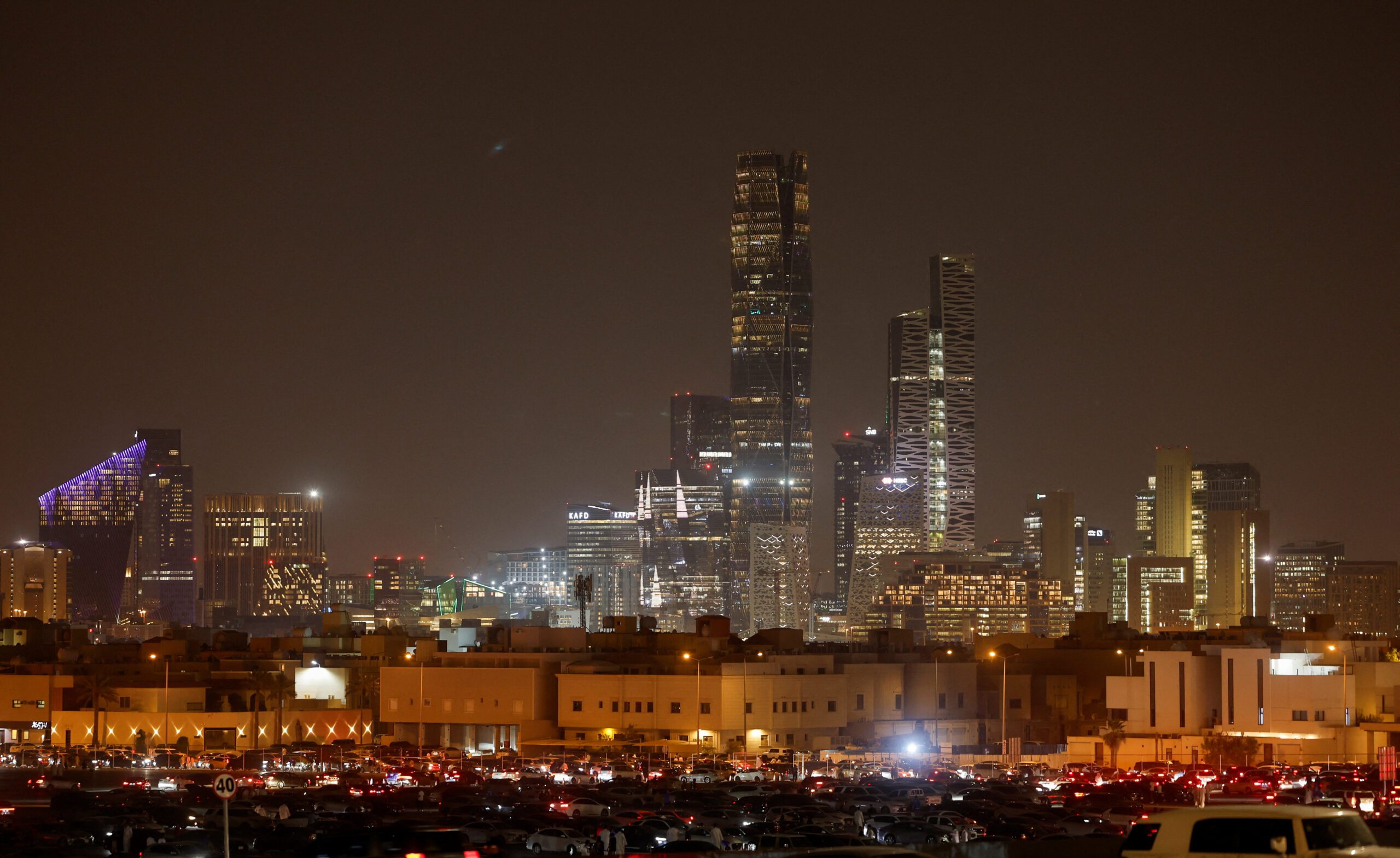 The King Abdullah Financial District during the early hours of the night in Riyadh, Saudi Arabia, August 29. (REUTERS/Hamad I Mohammed)