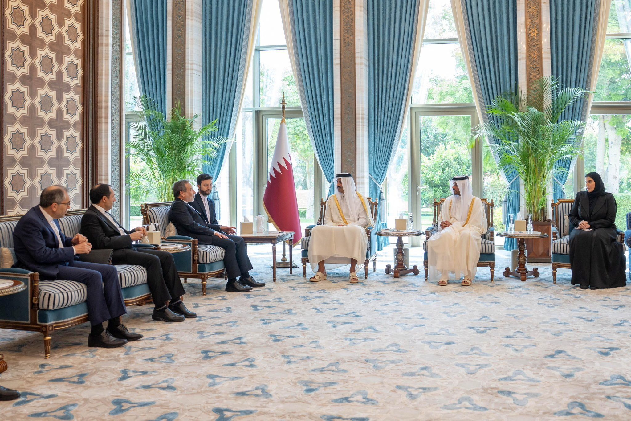 Qatari Emir Tamim bin Hamad al-Thani meets with Iranian Foreign Minister Abbas Araghchi in Doha, Qatar, September 4. (Amiri Diwan/Handout via REUTERS THIS IMAGE HAS BEEN SUPPLIED BY A THIRD PARTY)