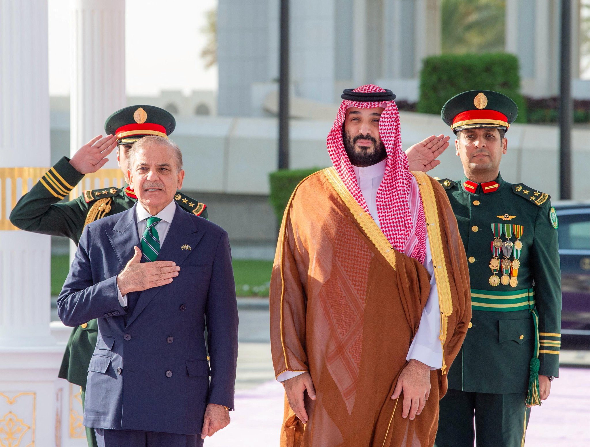 Saudi Crown Prince Mohammed bin Salman and Pakistan Prime Minister Shehbaz Sharif meet in Riyadh, Saudi Arabia, September 17. (Saudi Press Agency/Handout via REUTERS)